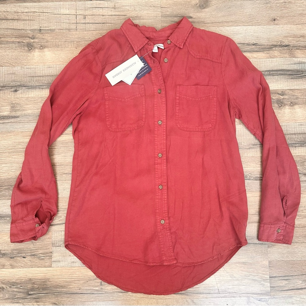 Alexander Jordan Women’s Brick Red Button Up Blouse Size Small NWT